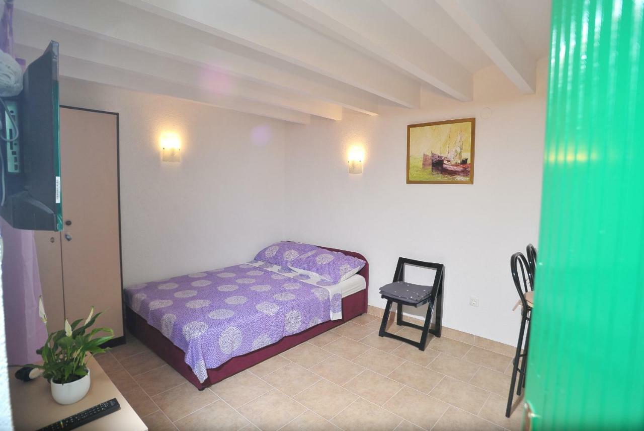 Apartments Sonia & Ana Трогир Экстерьер фото