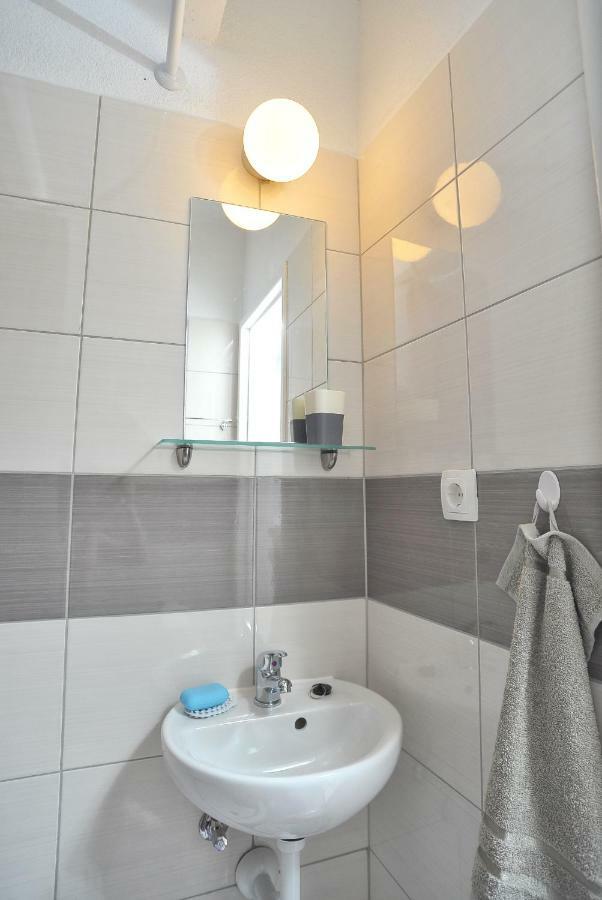 Apartments Sonia & Ana Трогир Экстерьер фото